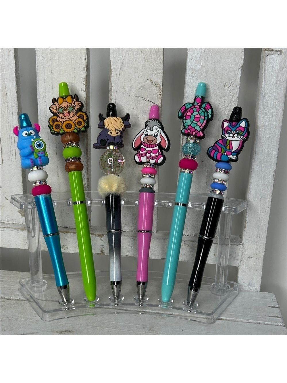 Vibrant Animal Topped Pen Set